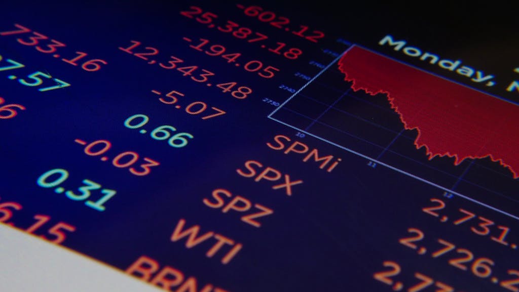 Advisor recommends reviewing financial plans as stock market continues to drop