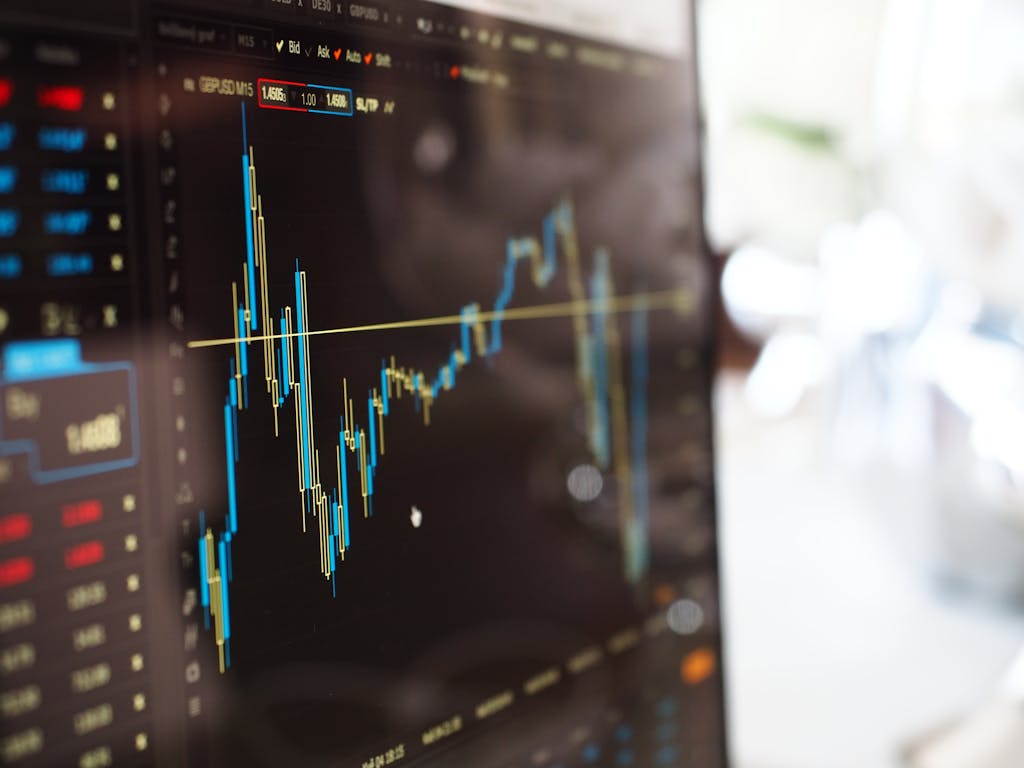 Ventum Financial’s Adam Pukalo analyzes canola & wheat futures